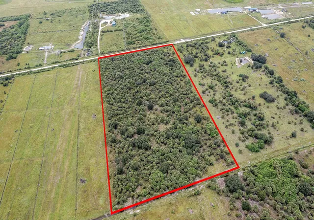 9th image of 2095 Cabbage Dr, Okeechobee, FL 34974 | MLS# R11122669