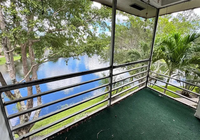 Homes for sale in Lauderdale Lakes, FL | 5103 Nw 35Th St #606, Lauderdale Lakes, FL 33319 | MLS# F10526027