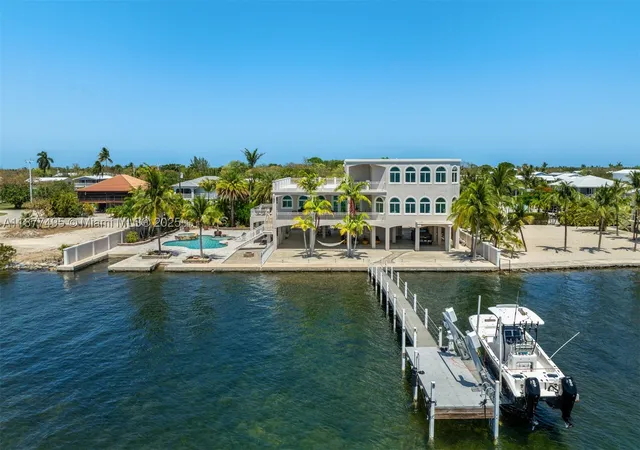 1st image of 3742 Seagrape St, Big Pine Key, FL 33043 | MLS# A11877495