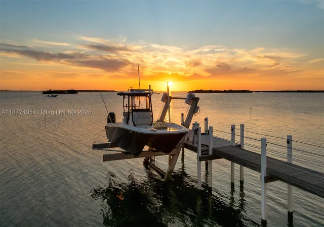 4th image of 3742 Seagrape St, Big Pine Key, FL 33043 | MLS# A11877495