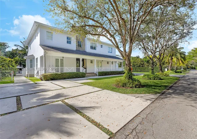 3rd image of 9460 Sw 69Th Ave, Pinecrest, FL 33156 | MLS# A11876952