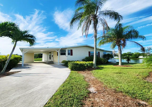Homes for sale in Port St Lucie, FL | 26 Orinco Rd, Port St Lucie, FL 34952 | MLS# R11123749