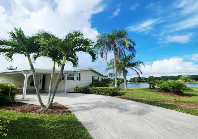 Homes for sale in Port St Lucie, FL | 26 Orinco Rd, Port St Lucie, FL 34952 | MLS# R11123749