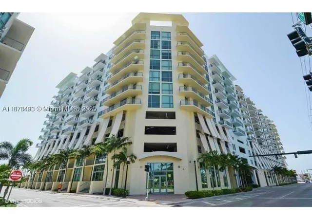 Homes for sale in Hollywood, FL | 140 S Dixie Hwy #411, Hollywood, FL 33020 | MLS# A11878493
