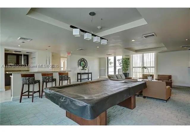 Homes for sale in Hollywood, FL | 140 S Dixie Hwy #411, Hollywood, FL 33020 | MLS# A11878493