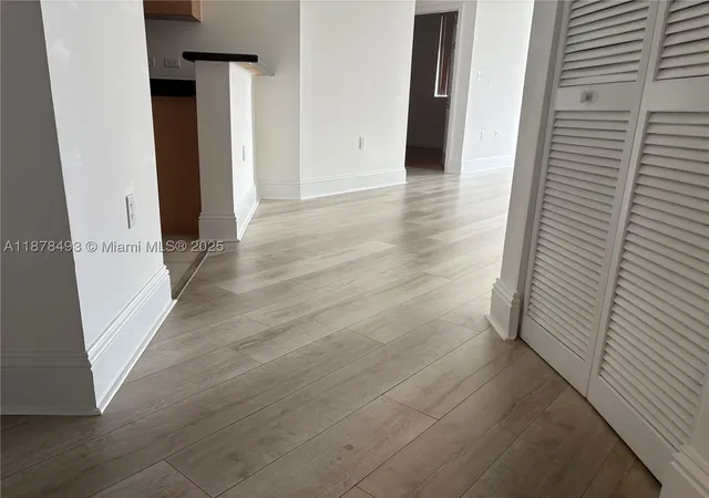Homes for sale in Hollywood, FL | 140 S Dixie Hwy #411, Hollywood, FL 33020 | MLS# A11878493