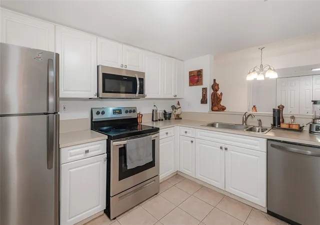 3rd image of 520 Se 5Th Ave #1202, Fort Lauderdale, FL 33301 | MLS# F10525161