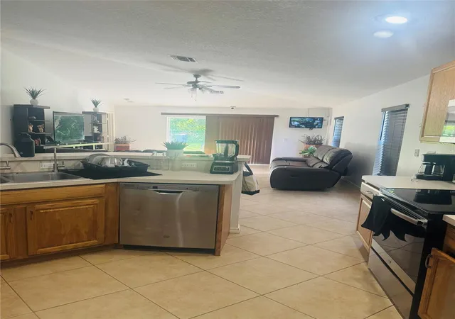 Homes for sale in Port St Lucie, FL | 296 Sw Panther Tr, Port St Lucie, FL 34953 | MLS# F10527372