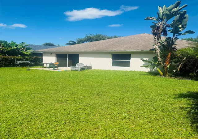 Homes for sale in Port St Lucie, FL | 296 Sw Panther Tr, Port St Lucie, FL 34953 | MLS# F10527372