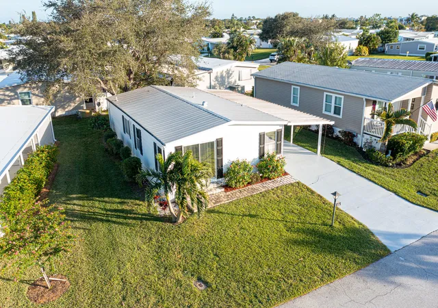5th image of 95 N North Warner Dr, Jensen Beach, FL 34957 | MLS# R11125159