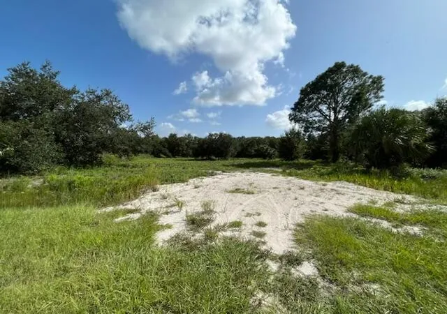 3rd image of 15134 Nw 306Th St, Okeechobee, FL 34972 | MLS# R11125217