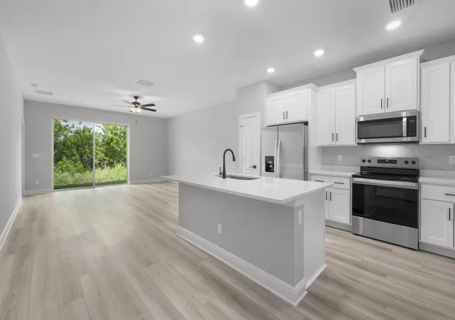 4th image of 1707 Merriment Wy, Fort Pierce, FL 34947 | MLS# F10527500