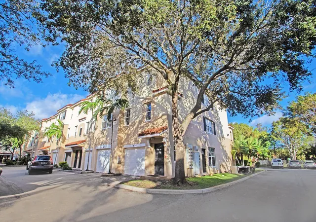 36th image of 5860 W Sample Rd #204, Coral Springs, FL 33067 | MLS# F10527509