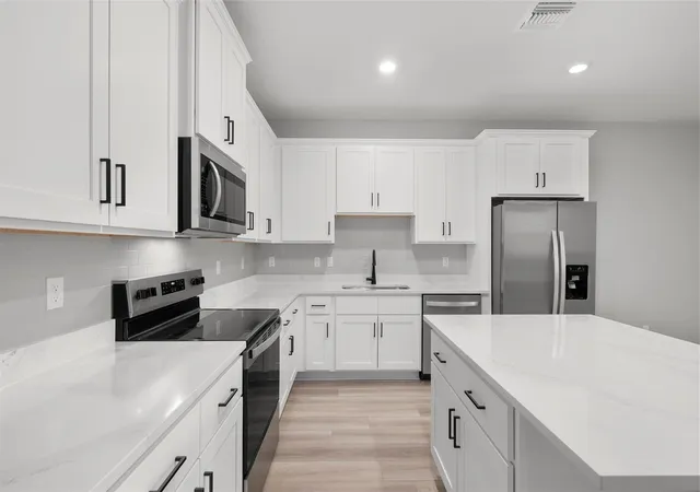 4th image of 1709 Merriment Wy, Fort Pierce, FL 34947 | MLS# F10527522