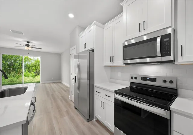 4th image of 1609 Celebration Dr, Fort Pierce, FL 34947 | MLS# F10527542