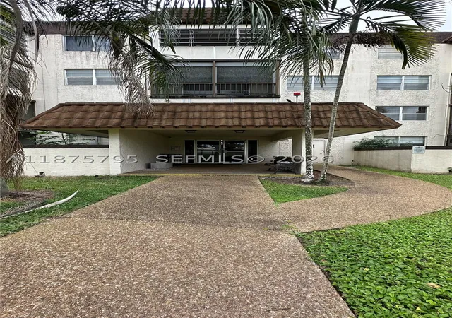 Homes for sale in Plantation, FL | 7100 17, Plantation, FL 33313 | Houzeo