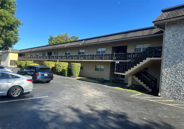 2nd image of 5900 Nw 17th Pl #103, Sunrise, FL 33313 | MLS# F10527674