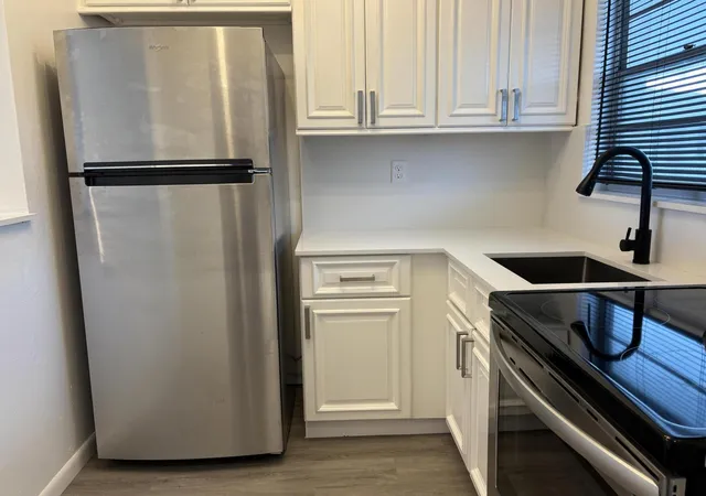 Homes for sale in Boynton Beach, FL | 1112 Lake Ter #207, Boynton Beach, FL 33426 | MLS# R11125898