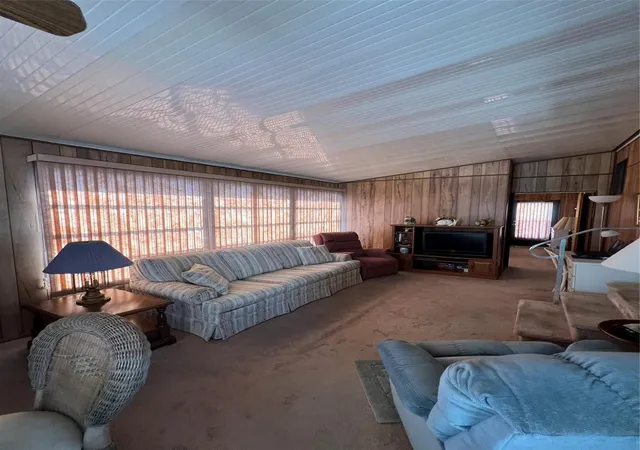 2nd image of 6494 Se 54th Ln, Okeechobee, FL 34974 | MLS# F10527751