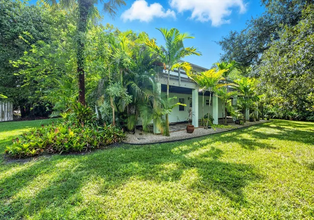 Homes for sale in Stuart, FL | 1398 Sw Palm City Rd, Stuart, FL 34994 | MLS# R11126285