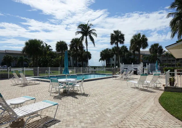 Homes for sale in Stuart, FL | 2370 Ne Ocean Boulevard, Stuart, FL 34996 | Houzeo