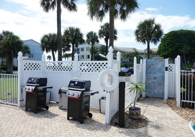 Homes for sale in Stuart, FL | 2370 Ne Ocean Blvd #C305, Stuart, FL 34996 | MLS# R11126990