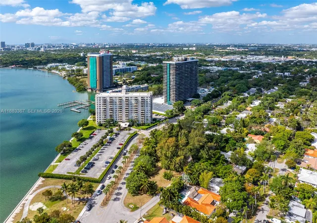 5th image of 860 Ne 70Th St, Miami, FL 33138 | MLS# A11883367