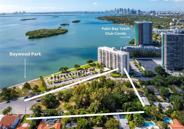 2nd image of 895 Ne 70th St, Miami, FL 33138 | MLS# A11883522