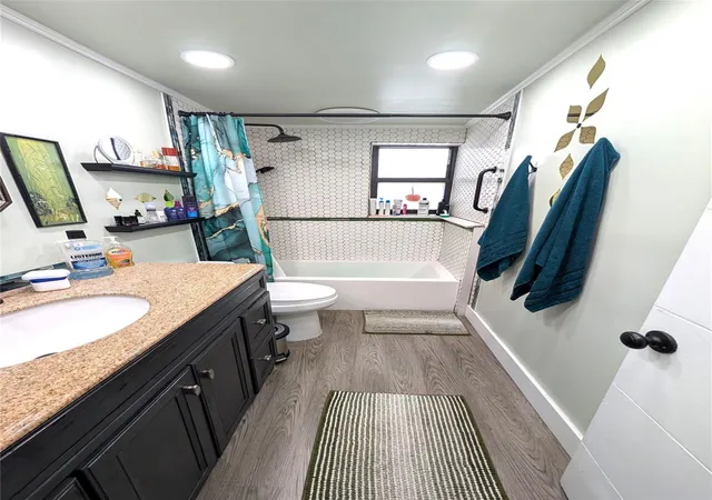 4th image of 3155 Coral Hls Dr, Coral Springs, FL 33065
