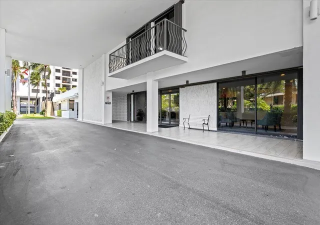 Homes for sale in North Palm Beach, FL | 1200 Marine Wy #304, North Palm Beach, FL 33408 | MLS# R11127169