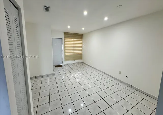 29th image of 2531 W 60th Pl #105-18, Hialeah, FL 33016 | MLS# A11885439