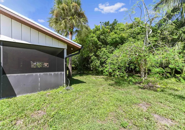 Homes for sale in Hobe Sound, FL | 9227 Se Gettysburg Ct, Hobe Sound, FL 33455 | MLS# R11127377