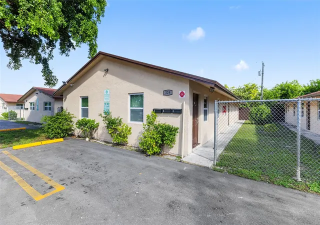 1st image of 229 Nw 12th Ct, Pompano Beach, FL 33060 | MLS# F10527020