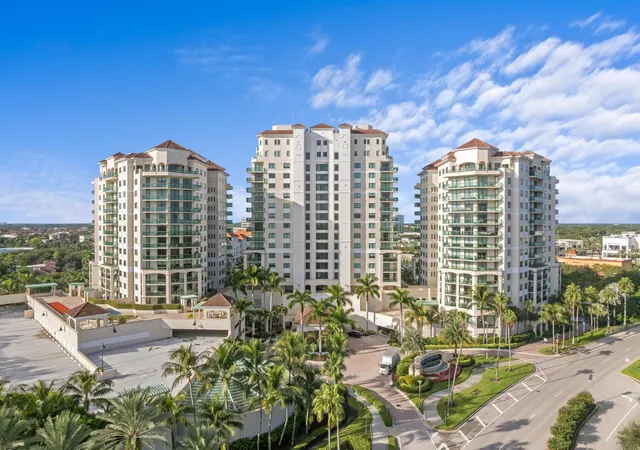 Homes for sale in Palm Beach Gardens, FL | 3630 Gdns Pkwy, Palm Beach Gardens, FL 33410