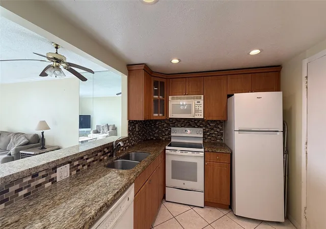 Homes for sale in Plantation, FL | 406 Nw 68th Ave #310, Plantation, FL 33317 | MLS# F10528981