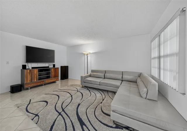 5th image of 1904 Bermuda Creek, Coconut Creek, FL 33066