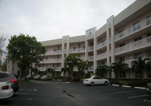 2nd image of 10133 Nw 24Th Pl, Sunrise, FL 33322