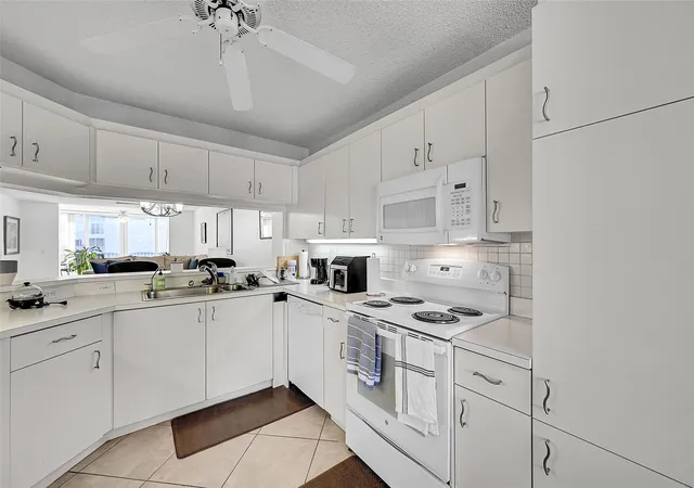 2nd image of 10133 Nw 24th Pl #205, Sunrise, FL 33322 | MLS# F10529070