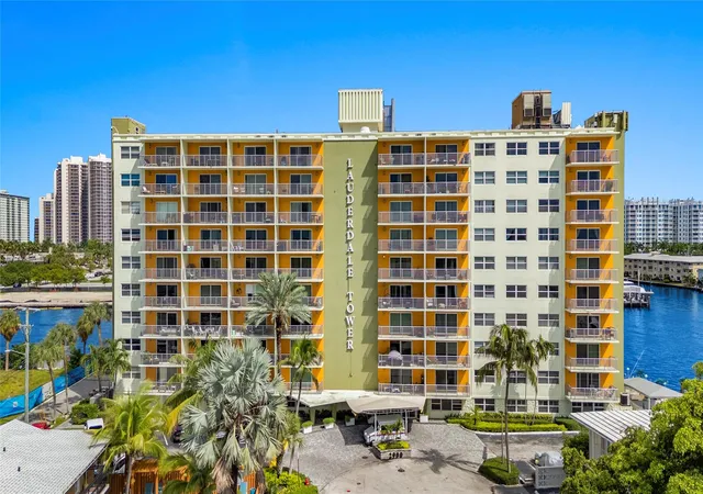 Homes for sale in Fort Lauderdale, FL | 2900 Ne 30th St #G-1, Fort Lauderdale, FL 33306 | MLS# F10529132