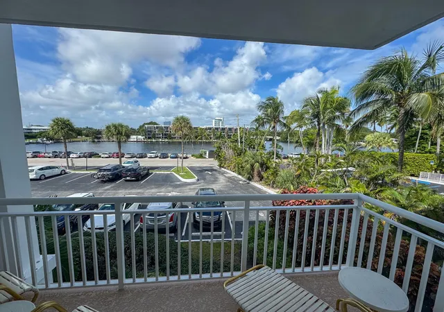 2nd image of 1750 S Ocean Ln, Fort Lauderdale, FL 33316