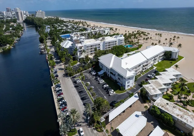 3rd image of 1750 S Ocean Ln #205, Fort Lauderdale, FL 33316 | MLS# F10529174