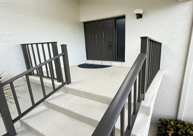 4th image of 702 Wingfoot Dr, Jupiter, FL 33458