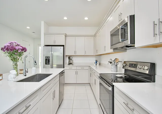 3rd image of 16420 Sandy Shore Dr, Loxahatchee, FL 33470 | MLS# R11128407