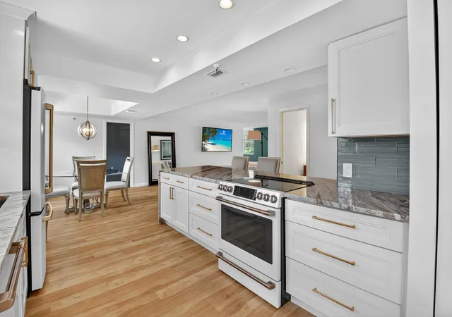 1st image of 5340 Nw 2nd Ave #220, Boca Raton, FL 33487 | MLS# R11128656