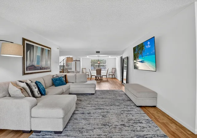 4th image of 5340 Nw 2Nd Ave #220, Boca Raton, FL 33487 | MLS# R11128656