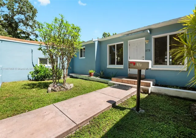 2nd image of 573 Palmetto Dr, Miami Springs, FL 33166 | MLS# A11887468