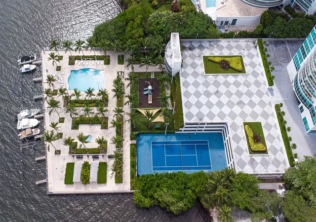 23rd image of 2101 Brickell Avenue #905, Miami, FL 33129 | MLS# A11888843