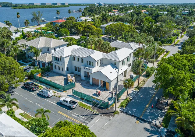 2nd image of 180 Costello Rd, West Palm Beach, FL 33405 | MLS# R11128905