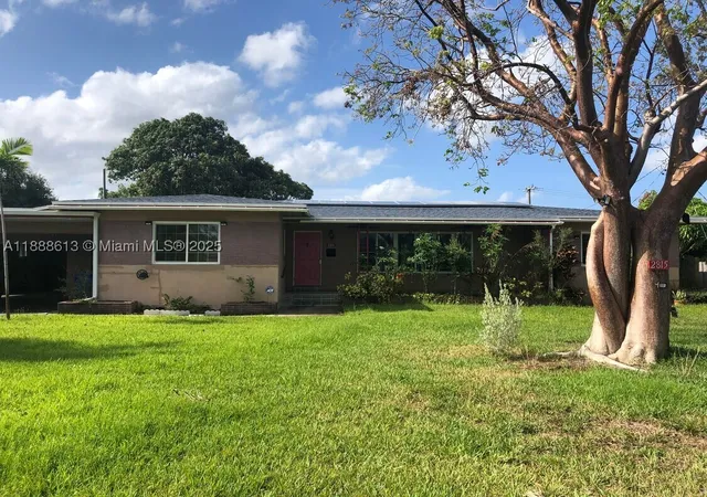 3rd image of 2815 Jackson St, Hollywood, FL 33020 | MLS# A11888613
