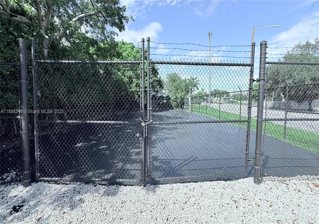 Homes for sale in Miami, FL | 6050 N Miami Ave, Miami, FL 33137 | MLS# A11888345
